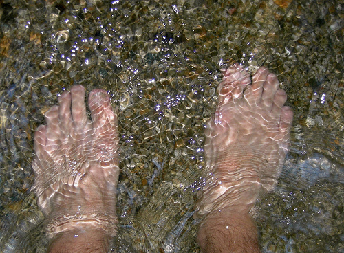 pés_água cold