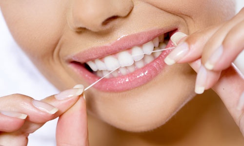 Importância do fio dental para o sorriso