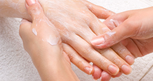 massagem-de-mãos